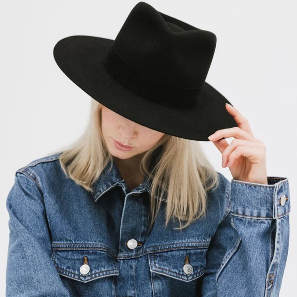 Gigi pip hat